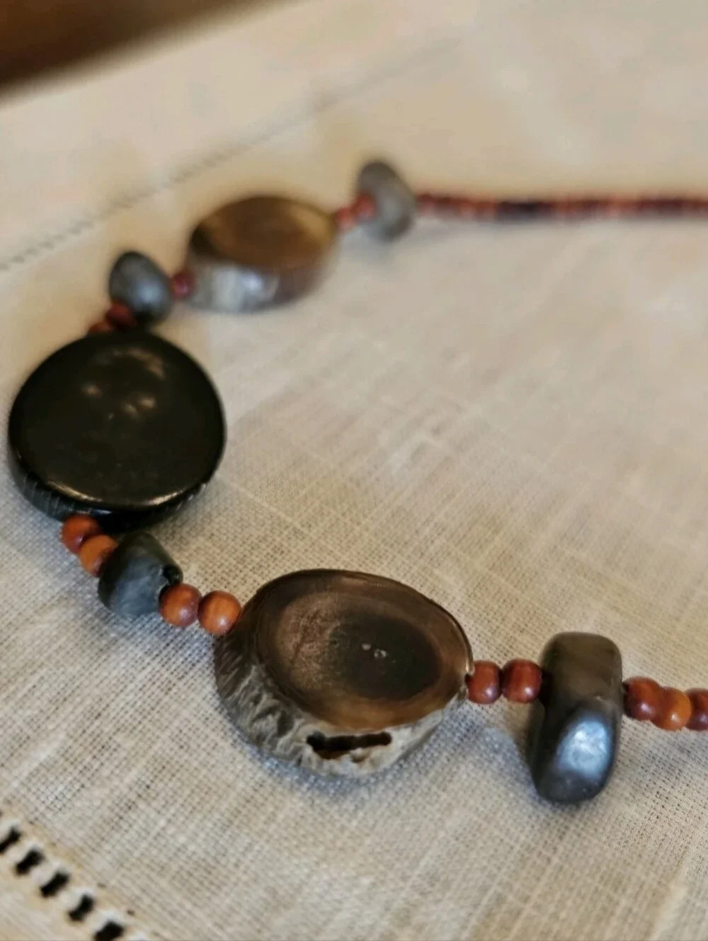 Cool Vintage Sliced Natural Horn Beaded Necklace Brown Red Black Bohemian 16